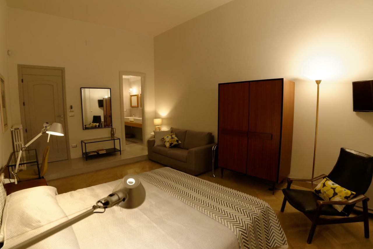 B&B Questa Casa Non E'Un Albergo Palermo Exteriér fotografie