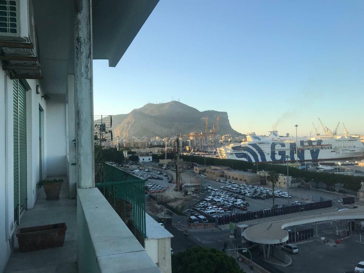 B&B Questa Casa Non E'Un Albergo Palermo Exteriér fotografie