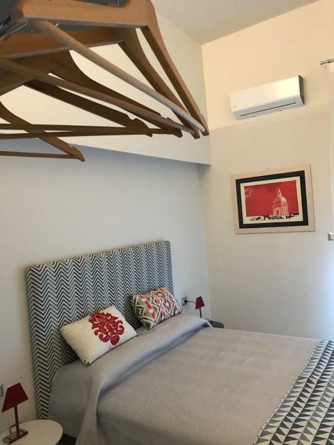 B&B Questa Casa Non E'Un Albergo Palermo Exteriér fotografie