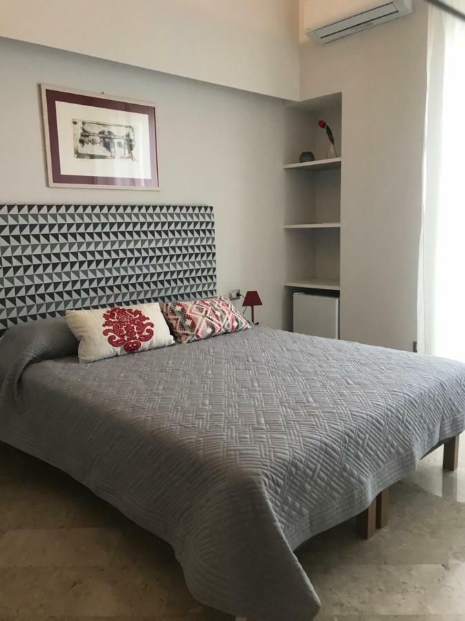 B&B Questa Casa Non E'Un Albergo Palermo Exteriér fotografie